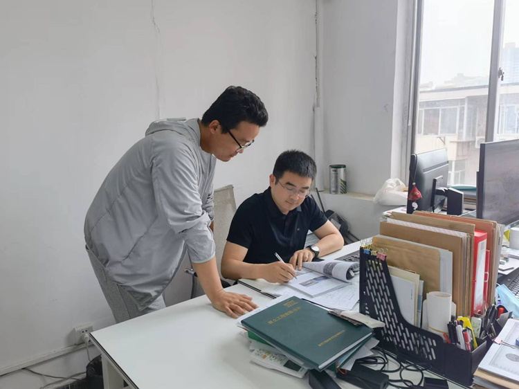 62a68ed84d175.jpg 張淵工作照.jpg