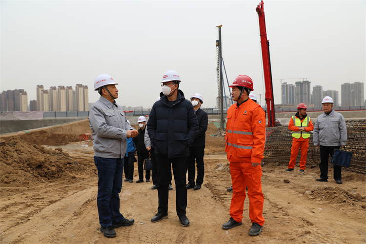 63dc567fd5d62.jpg HG5B5103.jpg