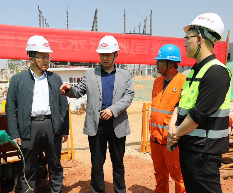 644b12f918878.jpg HG5B6030.jpg