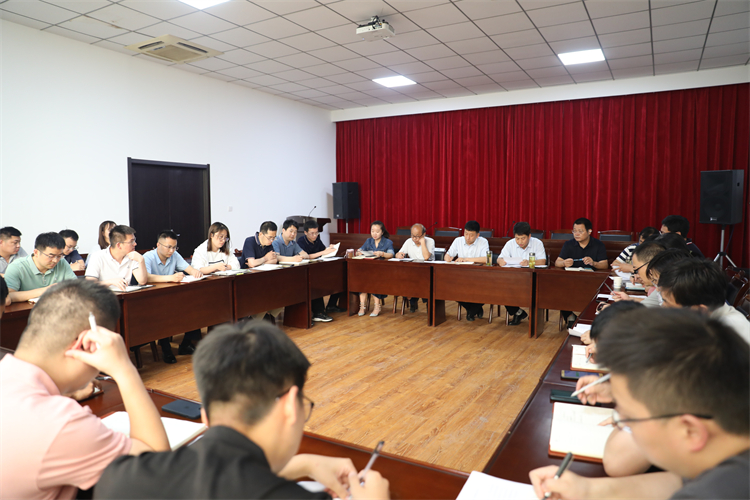 648912bf33297.jpg HG5B6372.jpg