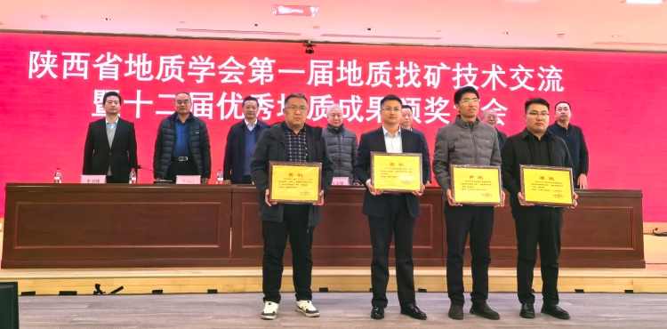 aaa6947647bd3b630bf7aafa8949fb13_副本.jpg